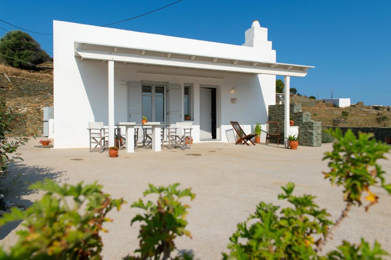Villa Grey House à Exámbela Extérieur photo