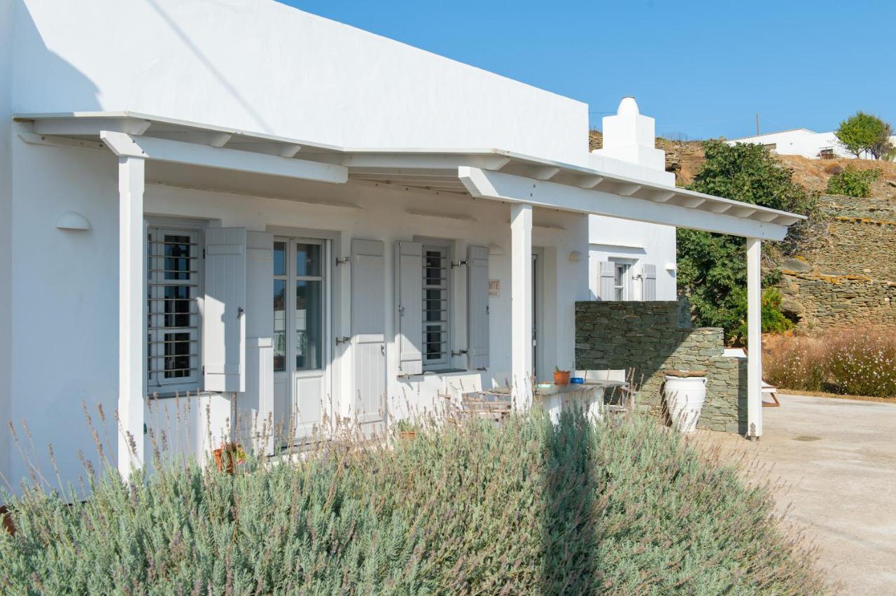 Villa Grey House à Exámbela Extérieur photo